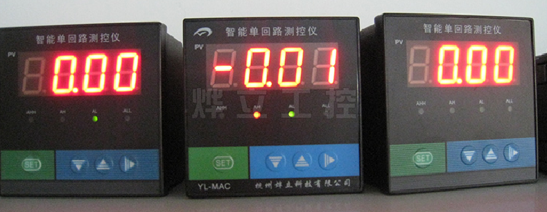 YL-C904單回路智能顯示調(diào)節(jié)儀實(shí)物圖