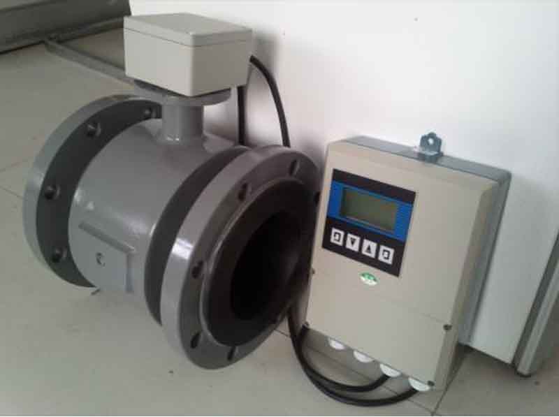 分體式電磁流量計實物圖